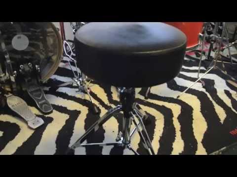 Bike vs. Round: Thoughts on Throne Shape