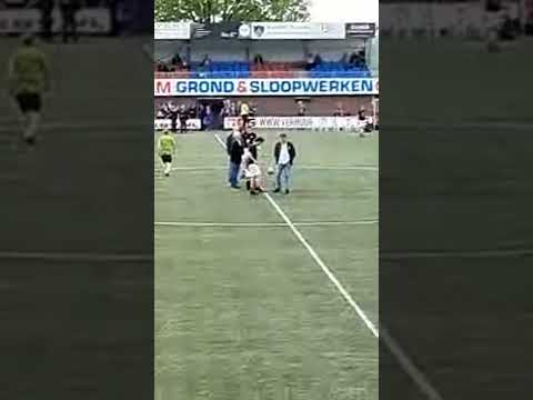 Stukje Warming Up VVA Achterberg 1 - Candia'66.