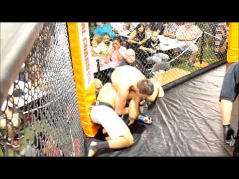 Eric Attard vs Reggie Parks