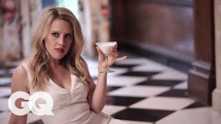 Kate McKinnon Weighs in on the Best SNL Kisser