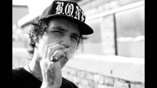 Ricky Hil - M.O.M. feat. Fat Trel