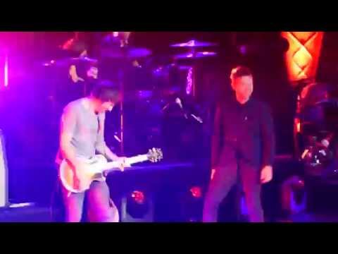 "There's No Other Way" Blur@Madison Square Garden New York 10/23/15