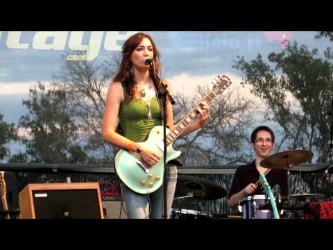 Meagan Tubb & Shady People - I Never Loved a Man @ Nutty Brown Cafe