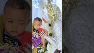 Download lagu Pengantin baru tiup anak kecil biar gak kena SAWAN mp3