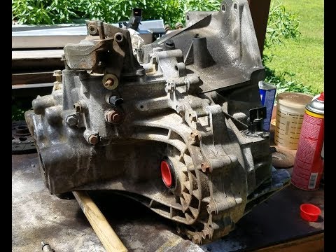 2005 Nissan Altima Clutch & misc 200k mile maintenance - Part 3 - 6 Speed Transmission Swap