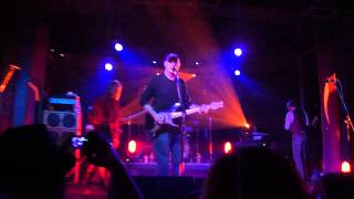 Ravyns - Rhythm Of The Heart/Raised On The Radio - Recher - 11/03/2012