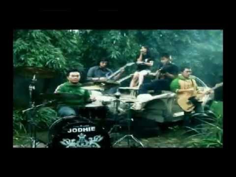 Agnestha Band - Kesal (Dewi Gita Covers) Music Video