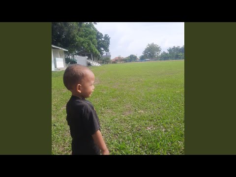 Sekolah Jauh Jalan Berlubang