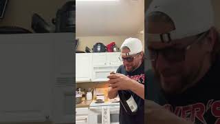 Download lagu Poppin bottles!?! mp3