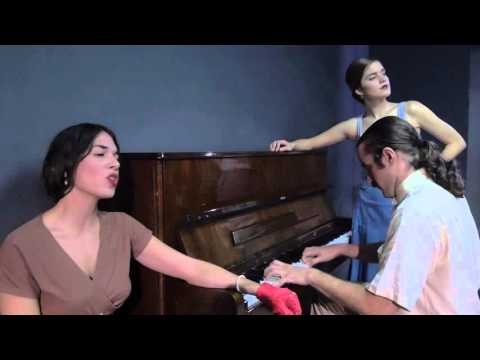 Η Στέλλα με τα κόκκινα γάντια, trailer 2015-16