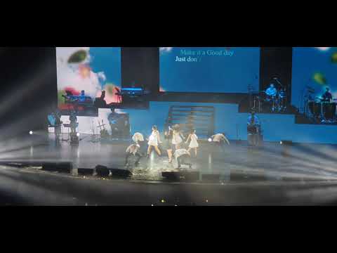 [191207][Fancam] IU Love Poem in Singapore Encore Stage - 좋은 날 (Good Day) Last Minute