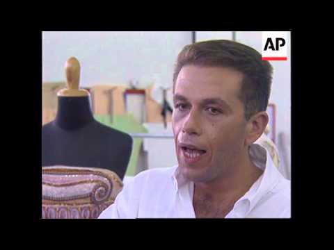 ITALY: FASHION DESIGNER GAI MATTIOLO HONOURS ROMAN MONUMENTS