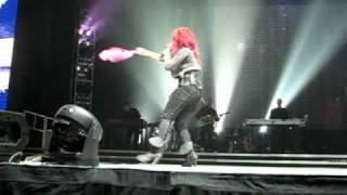 Adam Lambert &amp; Allison Iraheta - Slow Ride (Live in Baltimore)