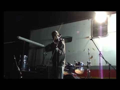 LAZZA DUB COLLECTIVE  1 PARTE Live RADICI & GERMOGLI REGGAE FESTIVAL 8 9 maggio 2009 BOLOGNA