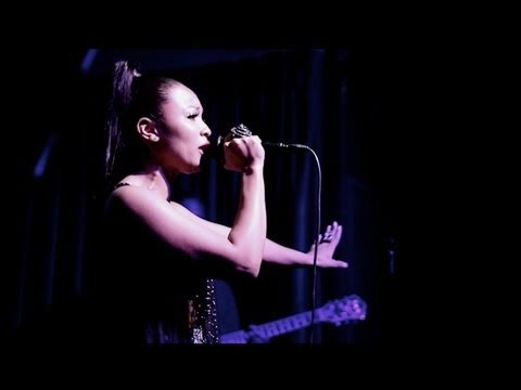 Teairra Mari Debuts New Single 'That's All Me' at R&B Live