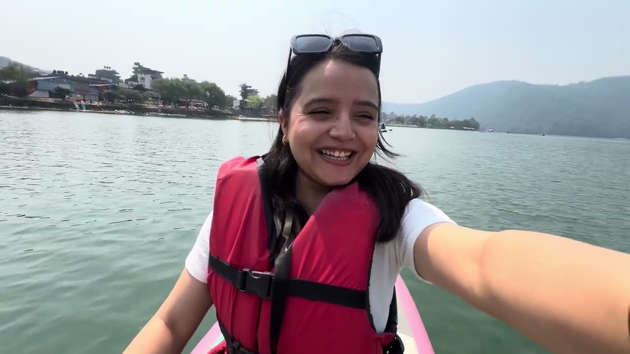 First girls trip❤️| Bandipur sunset,  Fewa Lake ma Kayaking | Majja vayoo👯‍♀️ @deeyashrestha1210 