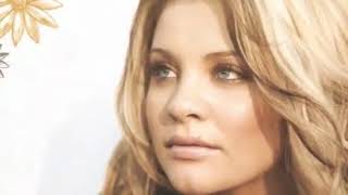 Lauren Alaina - (Georgia Peaches Audio)