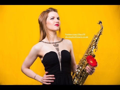 How to play Baker Street, Gerry Rafferty riff on the sax. 🎶 Sax Lesson/tutorial