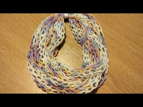 Make a scarf with your fingers