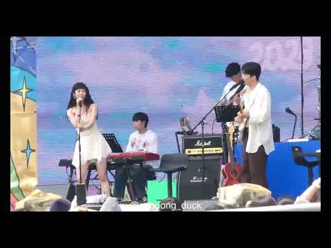 230611 허윤진 (HUH YUNJIN of 르세라핌 LESSERAFIM) & 적재 2023 위버스콘 Weverse Con Festival [say]