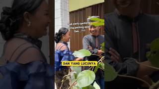 Download lagu momen lucu ketika teman ku disukai biduan cantik ‼️‼️ #ngakak #lucu #biduan #kocak #ketawa mp3
