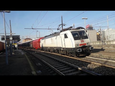 Il saluto della E189.822 titolare del MRI Chiasso Smistamento - Novi san bovo