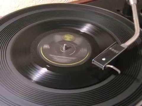 JOHN INMAN - 'We All Love Captain Ginger' - 45rpm 1975