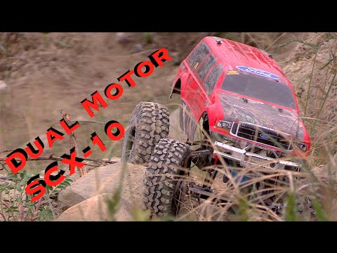 RC CWR SCX-10 Dual Motor trai run with 2 other Axial SCX-10