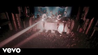 Good Charlotte - Keep Swingin&#39; ft. Kellin Quinn