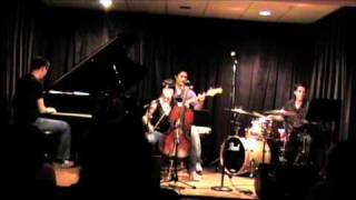 Alicia Keys -Tell You Something