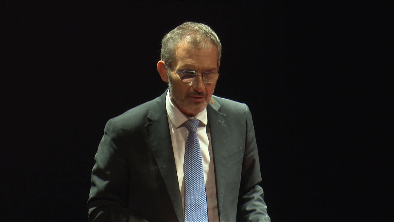 Affinché ogni cittadino possa prenderne cognizione | Alfonso Celotto | TEDxPavia