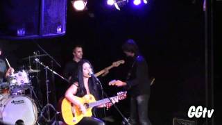 L&#39;acqua al deserto - Leda Battisti