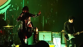 Yeah Yeah Yeahs - Man – Live in Oakland