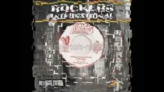 Yami Bolo - Struggle In Babylon / Augustus Pablo - Struggle Dub