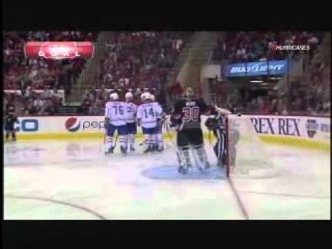 Hurricanes - Canadiens Highlights (11/23/11)