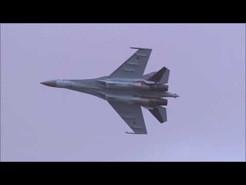 Sukhoi Su-35 demonstration at Paris-Le Bourget Airshow 2013