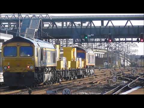 66732 & 745 working 3Y74 at Ashford 16th December 2017