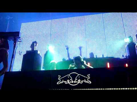 Marcus Schössow: The Scientist & Just Bleep Me (Satisfaction) [Nocturnal Edmonton 2010]