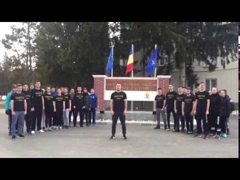 Elevii Colegiului Naţional Militar "Dimitrie Cantemir" din Breaza susțin Invictus Romania