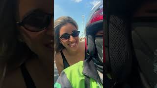 Download lagu Senyum bule cantik, perjalanan jadi manis🥰 #bali #viral #shorts #video #gojek #fyp mp3