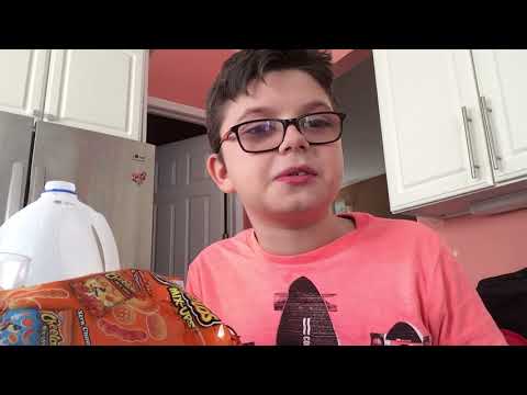Trying very hot hot Cheetos 🔥🔥🔥