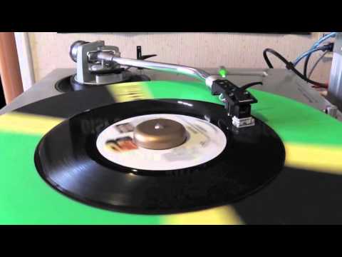 AZROCK - Bouge (Prod. Don's Music/2002)