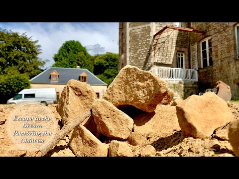 The MASSIVE mess at the CHATEAU cottage. Ep 32