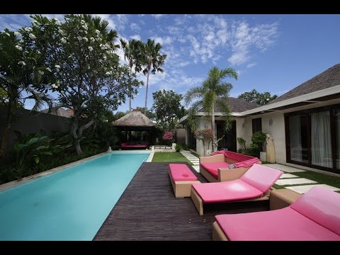 SUPERTRAVELME - Chandra Luxury Villas Bali in Seminyak. Villa Number 9