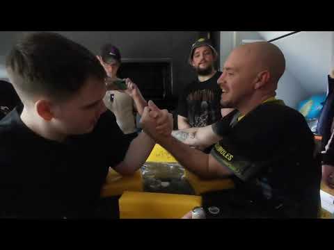 Training with Leeds Armwrestling Team | Dan Hanlon, Tom Wilson & others.