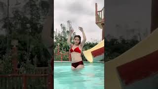 Ms Ixel tiktok short be like...