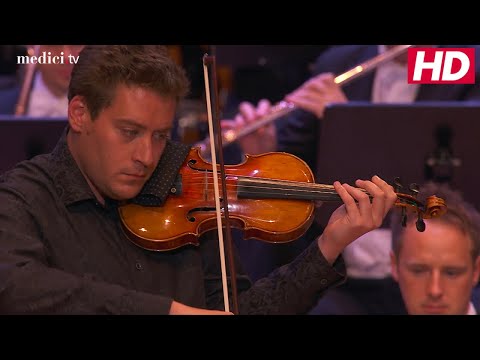 Valery Gergiev with Kristóf Baráti - Stravinsky: Violin Concerto in D Major