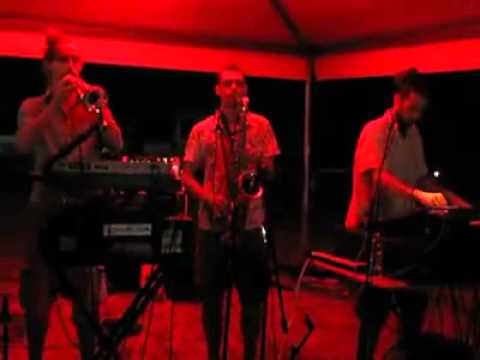 RESISTENCE IN DUB feat MARUMBA