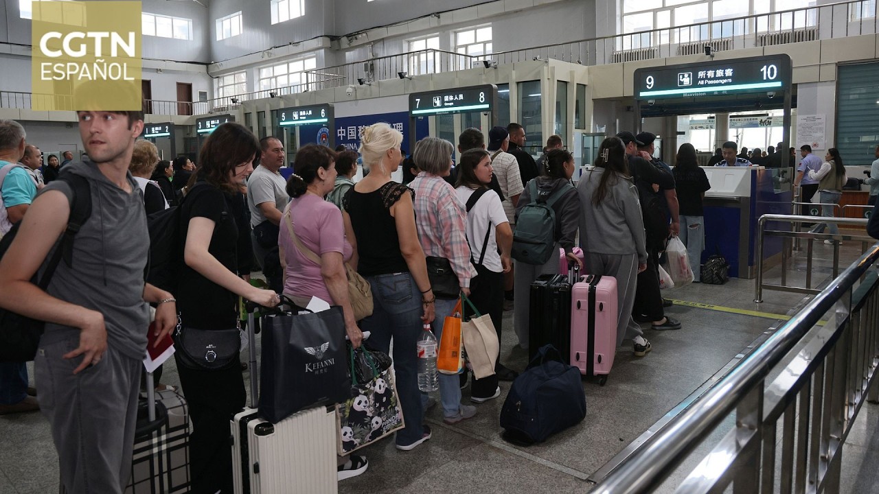Las entradas y salidas por el puerto de Heihe,entre China y Rusia, aumentan un 56 % en 2026
