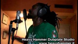 Beenie Man doing dubplates @ Heavy Hammer Dubplate Studio - Italy - Stock &amp; Pile-Come again
